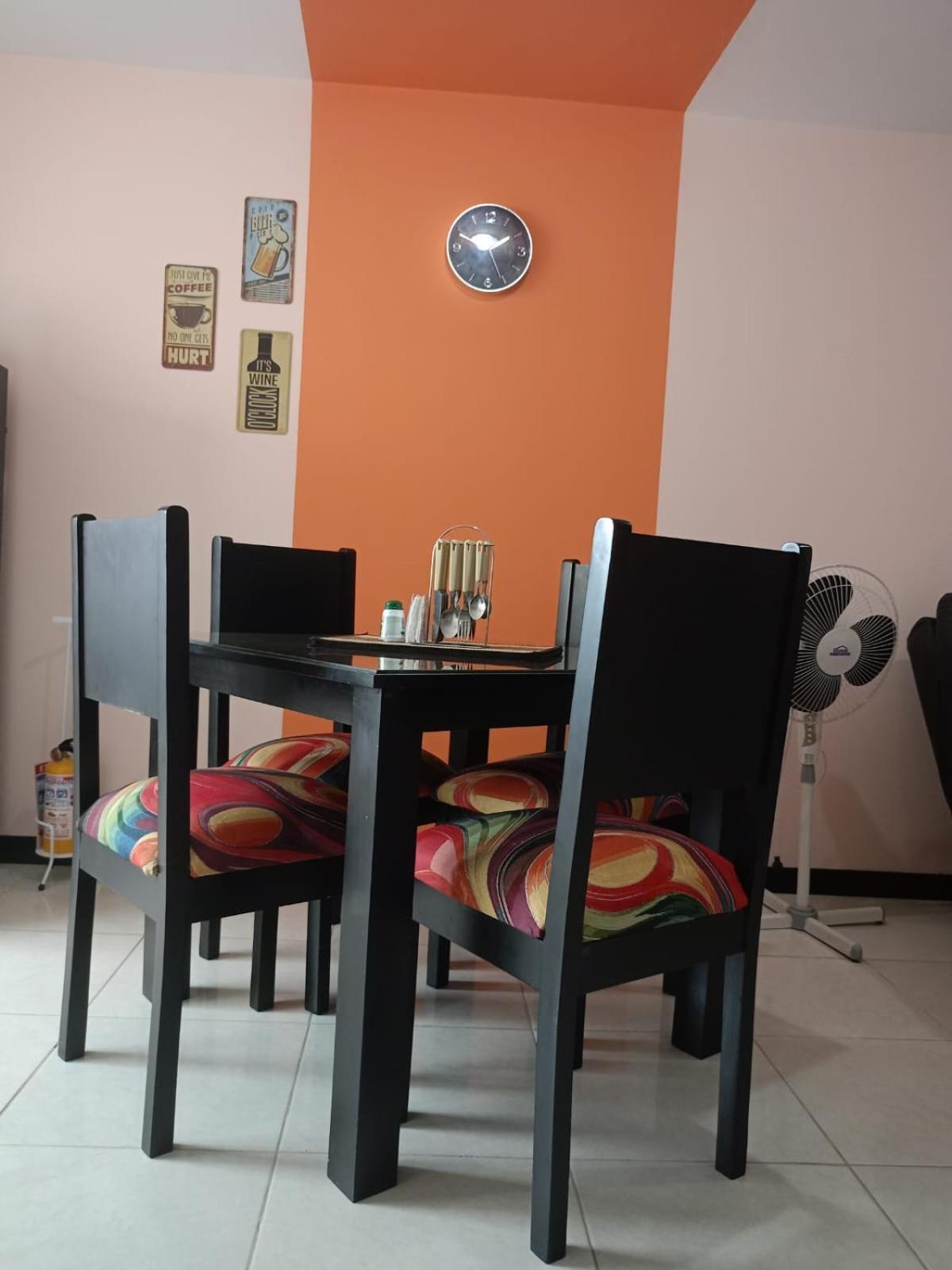 Cerca Del Parque Del Cafe Montenegro